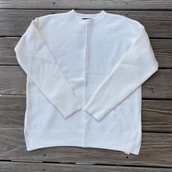 Forever 21 Sweaters - white sweater